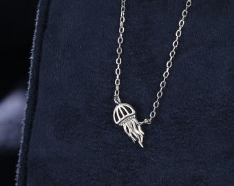 Collar con colgante de medusa en plata de ley, plata, oro u oro rosa, collar de medusa, collar de pez, collar de océano
