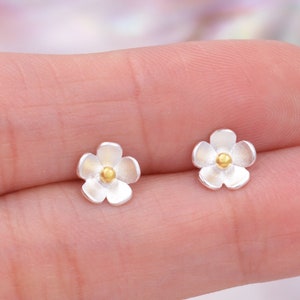 Sterling Silver Forget-me-not Flower Stud Earrings, Nature Inspired Blossom Earrings, Cute and Quirky