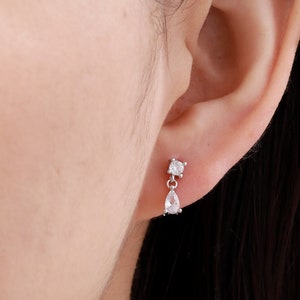 Small hanging top diamond earrings