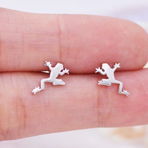 Frog Stud Earrings in Sterling Silver, Tree Frog, Rain Forest Frog Nature Inspired, Cute Fun and Quirky