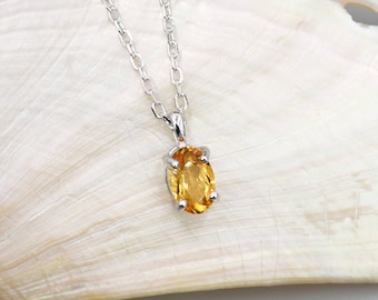 天然ファンタジーカットレモンクォーツペンダント - スターリング