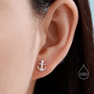 Puces d'oreilles ancre en argent sterling, argent ou or, petites boucles d'oreilles ancre, boucles d'oreilles sur le thème de l'océan