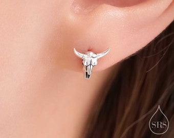 Pendientes de plata de ley con forma de calavera de toro (plata, oro u oro rosa). Pendientes de esqueleto de toro en plata de ley.