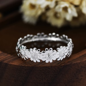 Sterling Silver Daisy Flower Ring, Flower Infinity Band, Eternity Ring, Friendship Ring,  Nature Inspired Jewellery US 5 - 8