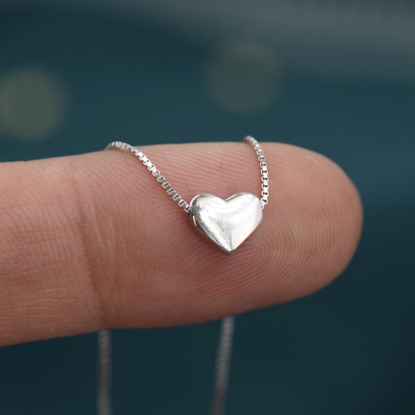 Minimalist Heart Pendant Necklace in Sterling Silver,  Tiny Heart Necklace, Sweet and Cute