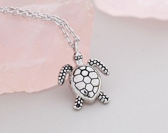 Sea Turtle Pendant Necklace in Sterling Silver, Sea Turtle Necklace, Ocean Jewellery