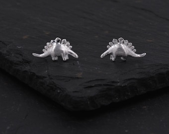 silverrainsilver stegosaurus