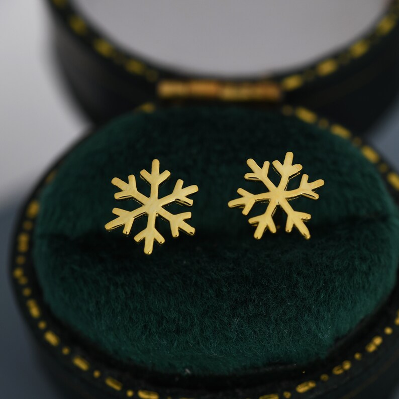 Snowflake Stud Earrings in Sterling Silver Snow Earrings Etsy UK