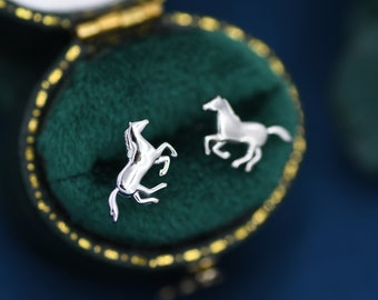 Winzige kleine laufende Pferdeohrringe aus Sterlingsilber, Silber, Pferdeliebhaber-Ohrringe, Pferdegeschenk, Pferdeschmuck