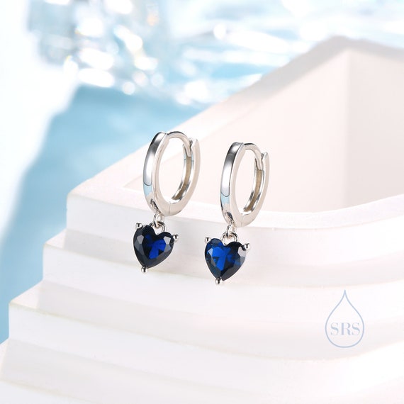 【STONEHENgE】Silver Blue Heart Earrings SC1679〜ピアス Sapphire Blue Heart CZ Huggie Hoop in Sterling Silver