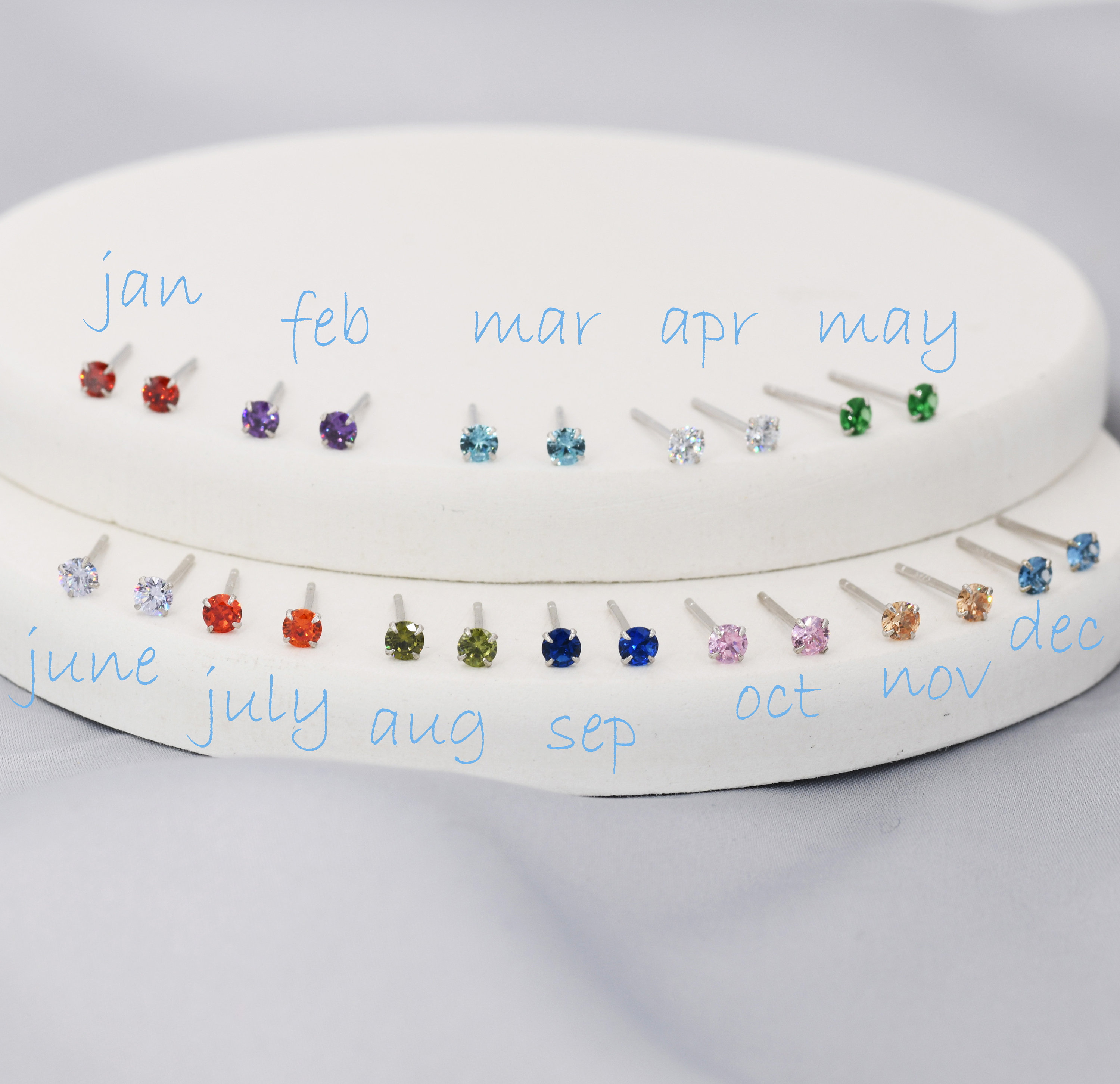 【STONEHENgE】Silver Material Ribbon Cubic Earrings SC24B13T Suzy Levian Sterling Silver Cubic Zirconia Asscher-Cut