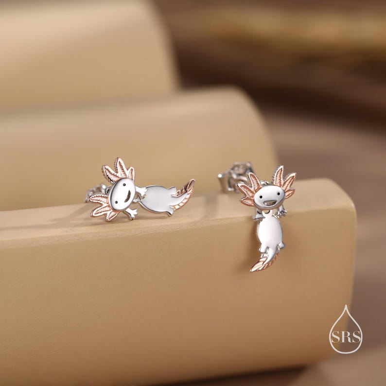 Petites boucles d'oreilles mignonnes en deux parties axolotl en argent sterling - Cache-oreilles de créature marine en argent - Petites boucles d'oreilles - Mignonnes, amusantes, fantaisistes image 5