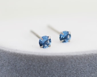 Pendientes de plata de ley con piedra de nacimiento de diciembre, pendientes de tanzanita azul, pendientes de cristal extra pequeños, pendientes de circonita cúbica con piedra de nacimiento de 3 mm