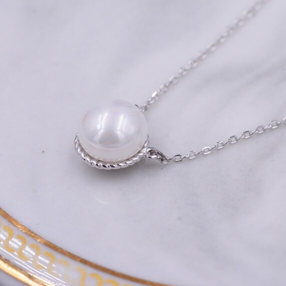 Pearl Necklace in Sterling Silver 