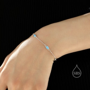 Delicate Blue Opal ovale satellietarmband in sterling zilver, zilver of goud, gesimuleerde blauwe opaalarmband, ovale opaalmotiefarmband