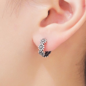 Oxidised Silver Daisy Flower Chain Huggie Hoop in Sterling Silver