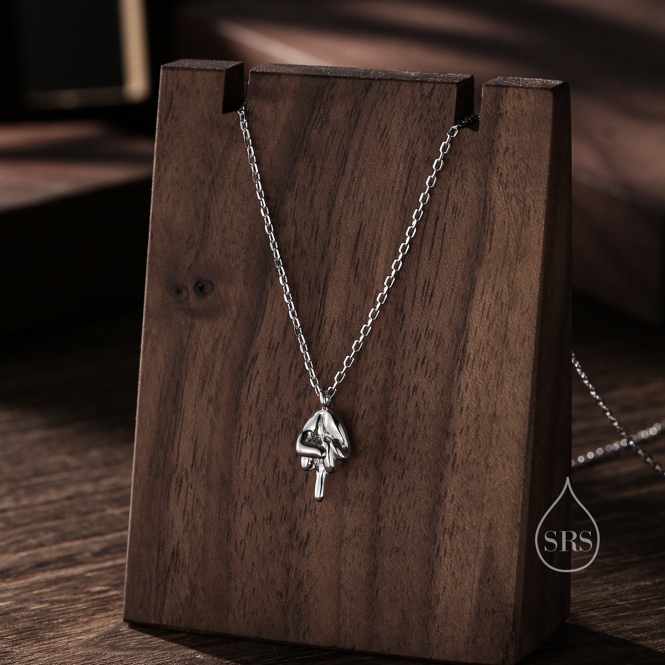 Collana con Ciondolo Dito Medio in Argento Argento