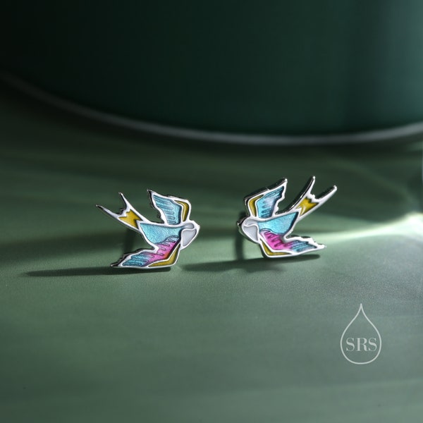 Boucles d'oreilles oiseau hirondelle inspirées du tatouage en argent sterling, boucles d'oreilles oiseau hirondelle peintes en émail, goujon oiseau de couleur amusante et originale