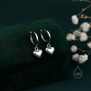 3D Herz Puff Herz Huggie Hoop in Sterling Silber, Silber oder Gold oder Rosegold, Herz Ohrringe, Herz Huggie Creolen