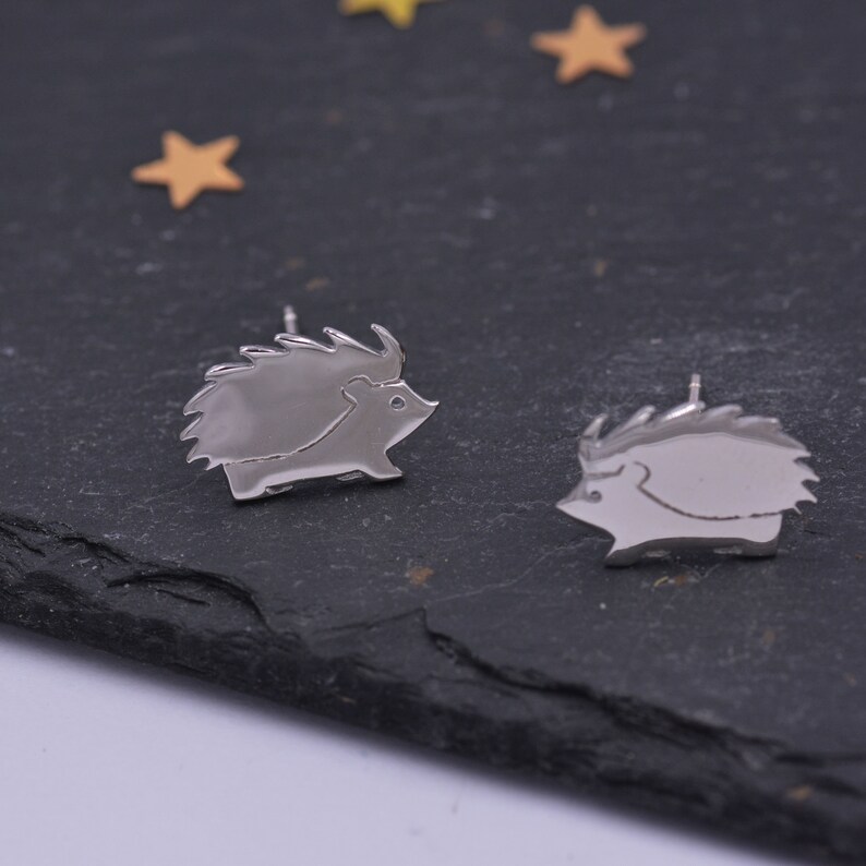 Hedgehog Stud Earrngs n Sterlng Slver, Slver or Gold, Hedgehog