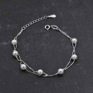 Sterling Silver Beautiful Pearl Minimalist Charm Layer Bracelet - Adjustable Length - Simple and Elegant Jewellery B58