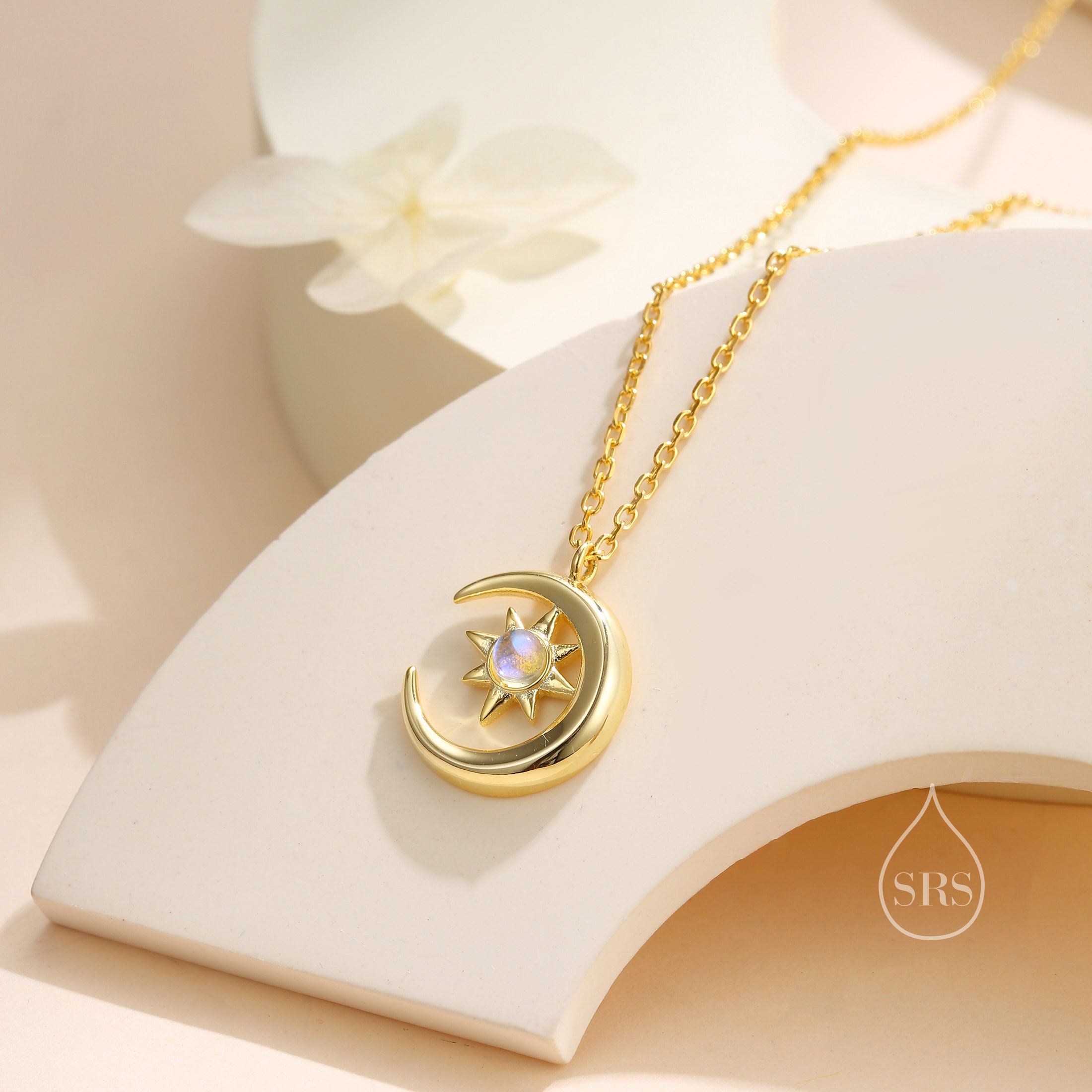 【購入証明書付き】STAR JEWELRY GIRL ⭐︎SMILING MOON 購入証明書付き】STAR JEWELRY GIRL ⭐︎SMILING MOON Moonstone