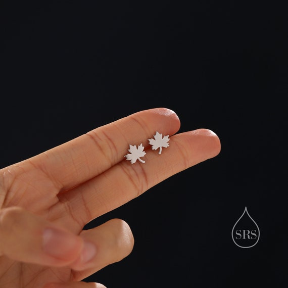 アクセサリー Maple Maple Leaf Stud Earrings in Sterling Silvernature Inspired