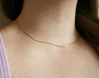 Plain Choker Chain in Sterling Silver, Silver or Gold, Plain Snake Chain Necklace, Skinny and Delicate Collar Necklace