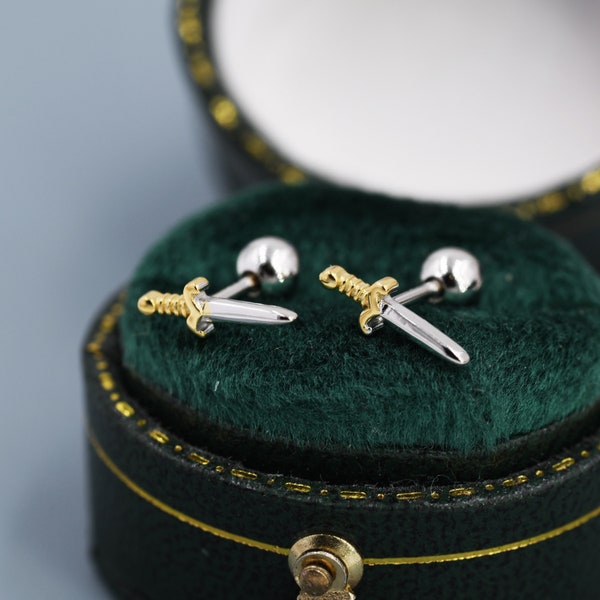 Winzige kleine Dolch Schwert Ohrringe in Sterling Silber - Stacking Ohrringe, Ear Stacks, Screwback Ohrringe