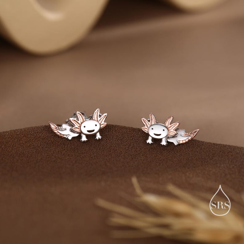 Petites boucles d'oreilles mignonnes en deux parties axolotl en argent sterling - Cache-oreilles de créature marine en argent - Petites boucles d'oreilles - Mignonnes, amusantes, fantaisistes image 7