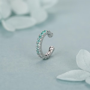 Emerald Green Ombre CZ Ear Cuff in Sterling Silver, Silver or Gold, Simple Piercing Free Earrings, Minimalist Ear Cuff, Green CZ Ear Cuff