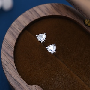 Triljoen geslepen driehoekige CZ-oorbellen in sterlingzilver, zilver of goud of roségoud, oorbellen met zirkonia-kristallen, driehoekoorbellen