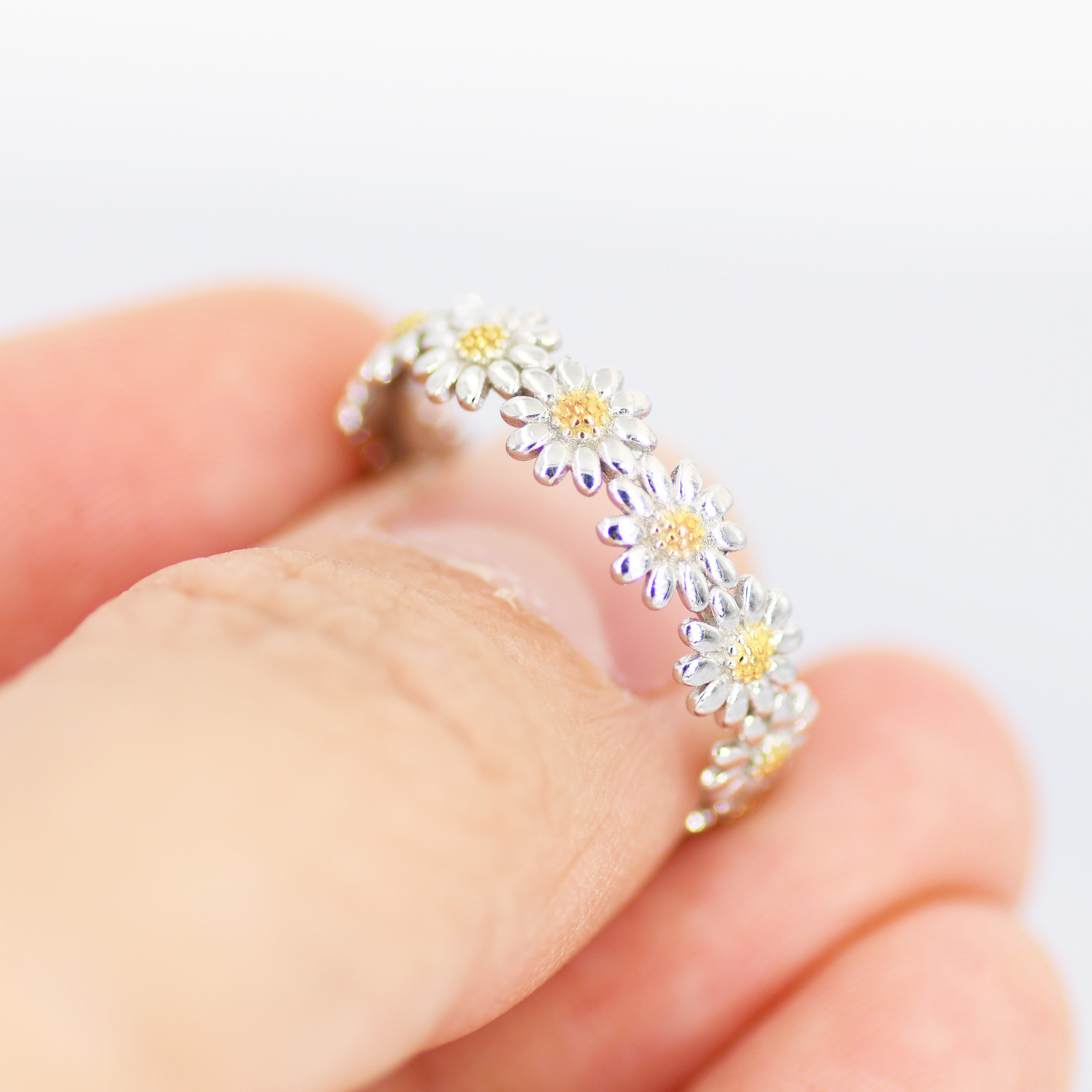 Flower Eternity Ring (SILVER)【Light】 925 Sterling Silver Floral Eternity Ring – Kai Jewel