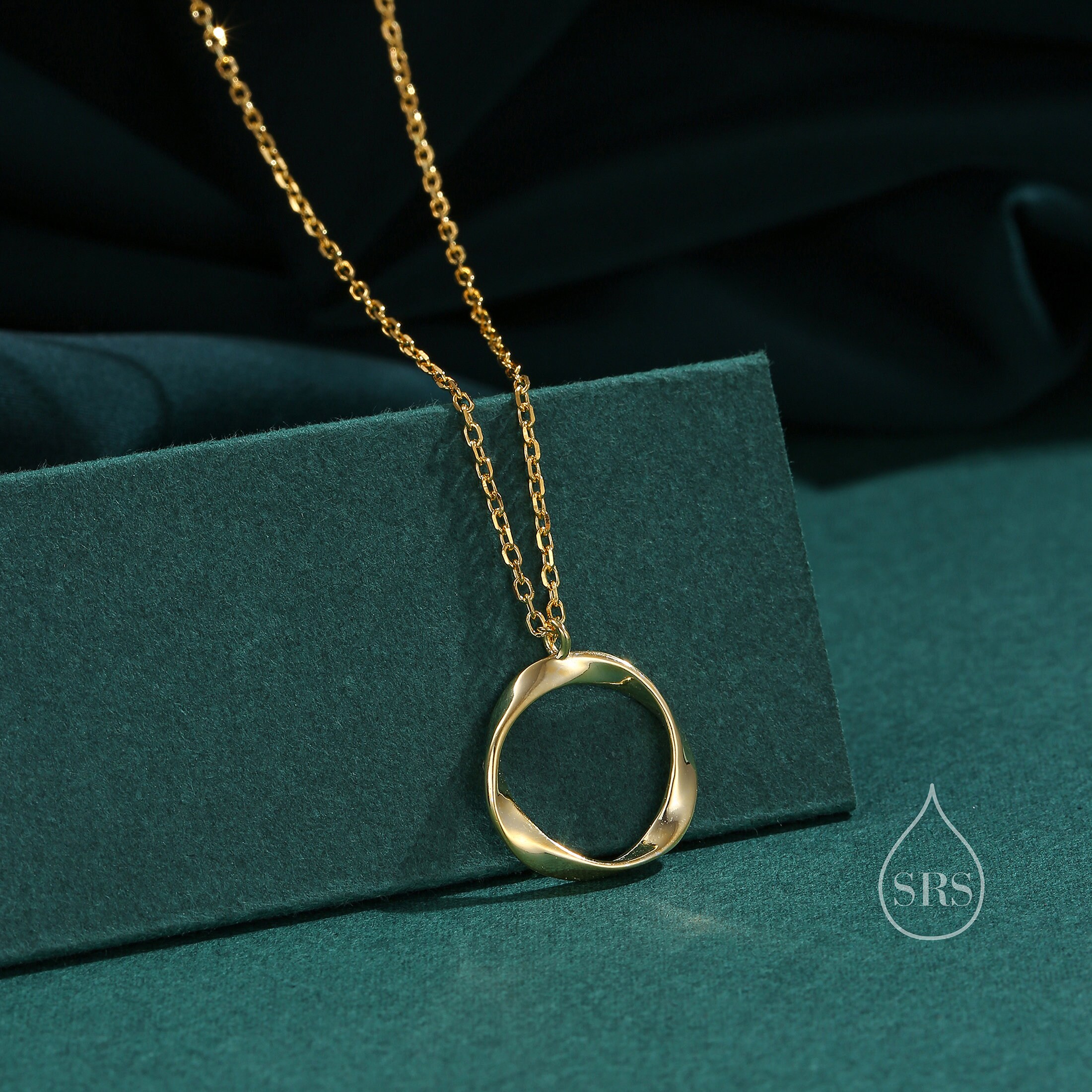 Mobius Circle Pendant Necklace in Sterling Silver, Silver or Gold