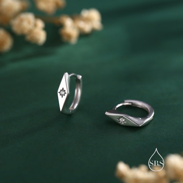 CZ Starburst Rhombus Huggie Creolen in Sterling Silber, Gold oder Rosegold, Nordstern Ohrringe, Sunburst Ohrringe, Celestial