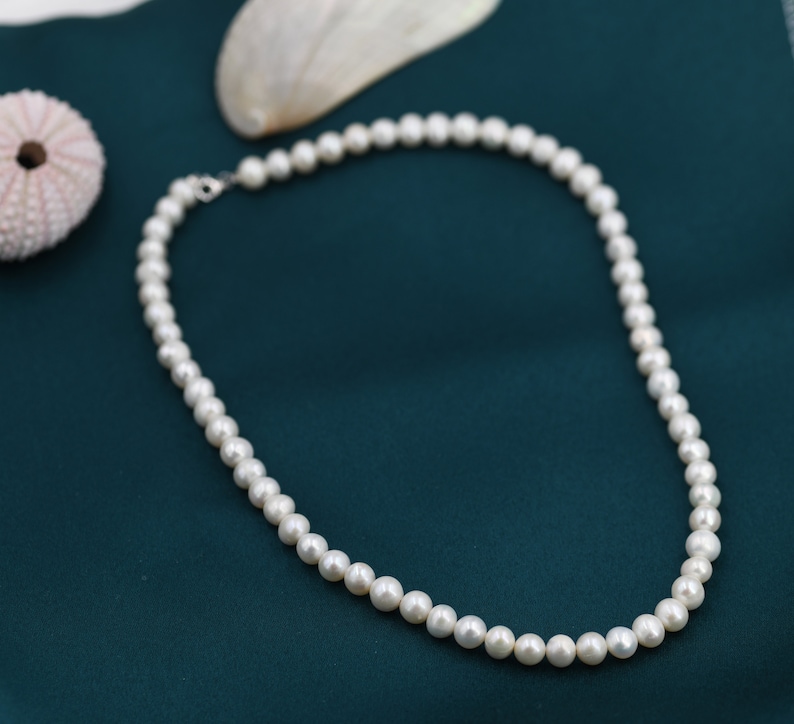 Genuine Freshwater Pearl Necklace in Sterling Silver, Slightly Irregular Shape Round Fresh Water Pearl Necklace, Men or Women, Unisex zdjęcie 2