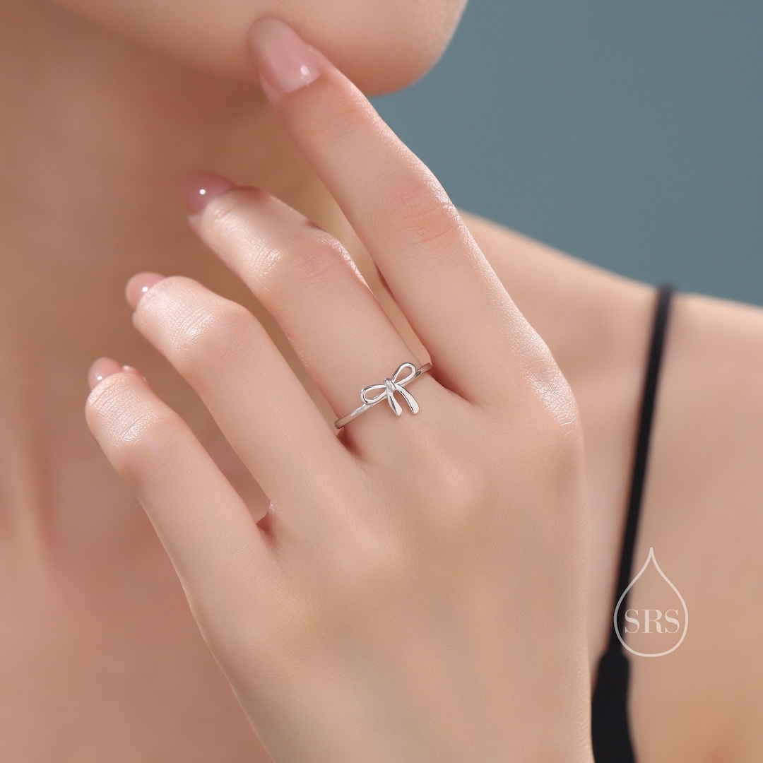 TATIANA☆[SILVER925] Cubic Ring Ribbon Earring SMALL 61CgNODwZNL._UF350,350_QL50_.jpg