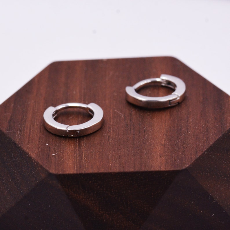 Minimalist Simple Huggie Hoop Earrings in Sterling Silver, Simple Geometric Jewellery image 4