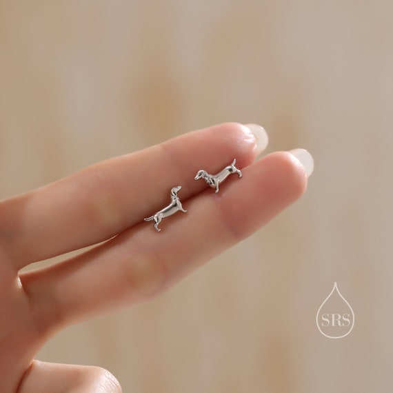 Pendientes De Perro Salchicha En Plata De Ley | Dew Charming | Joyería Mini Dachshund | Regalo Para Amantes De Los Perros