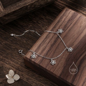 Crystal Forget-Me-Not Flower Bracelet