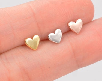 Orecchini a bottone a cuore piccolo in argento sterling, argento, oro o oro rosa, delicato bottone a cuore, bottone a cuore piccolo
