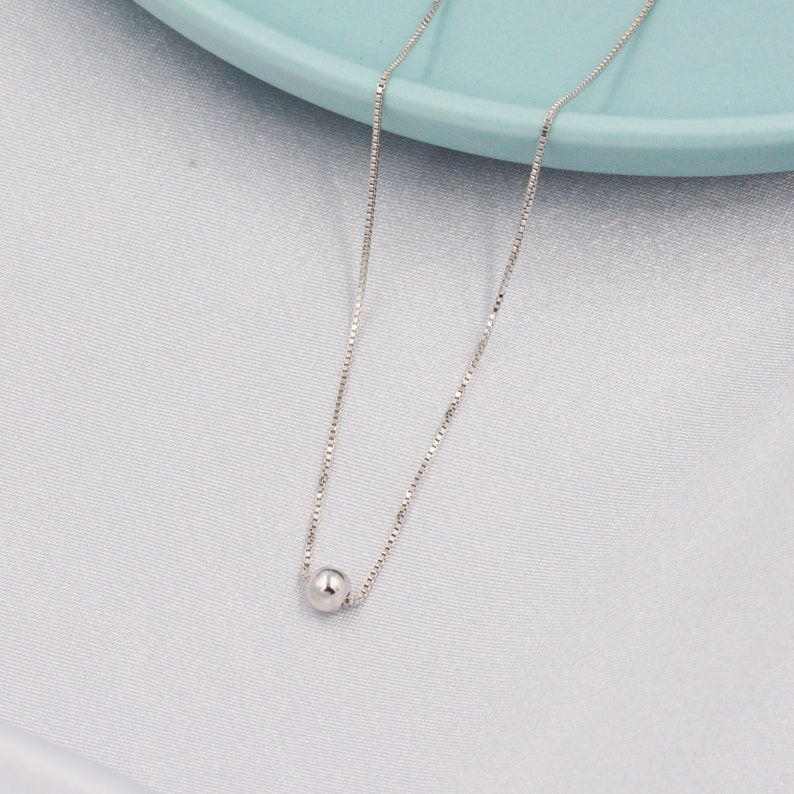 Einzelperlenhalsband aus Sterlingsilber, Minimalist Ball Chokerhalskette, Einfache Chokerhalskette Bild 8