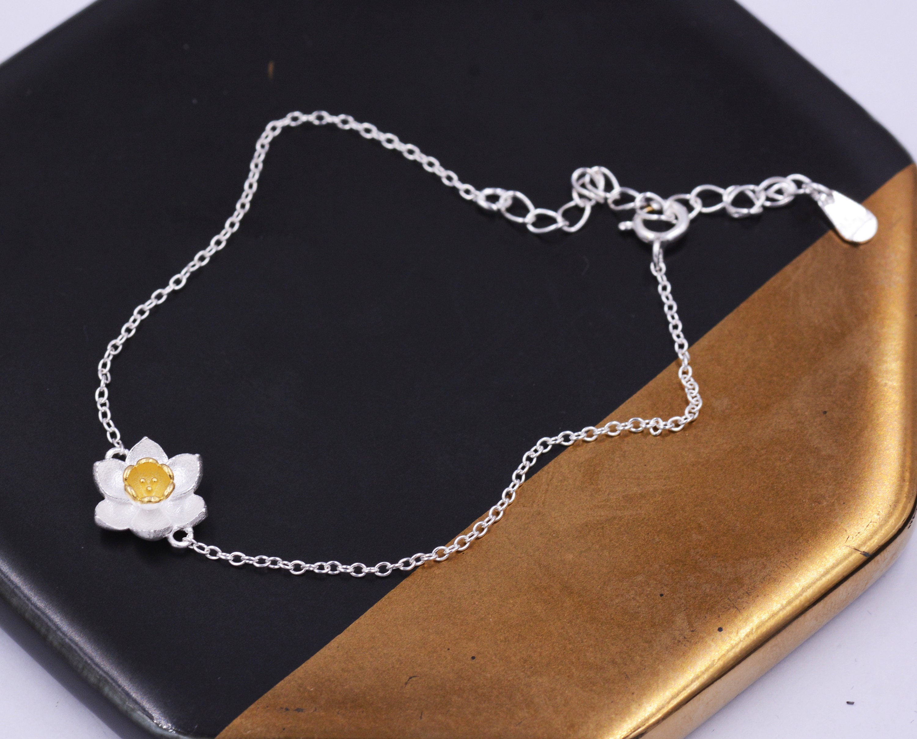 Spring Fling Flower Bracelet: Daffodil Kit — Petersen Beadwear