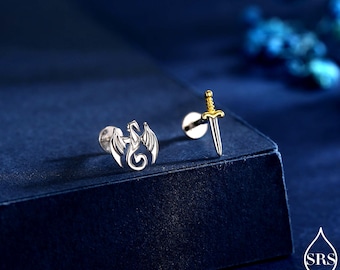 Niet-overeenkomende Dragon and Sword 16G-oorbellen met inwendig schroefdraad en platte achterkant in sterlingzilver
