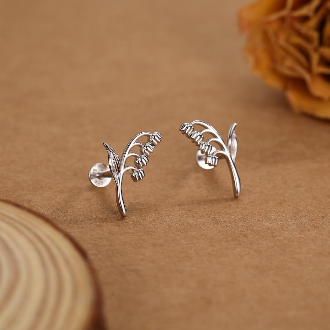 Sterling Silver Lily of the Valley 16G Flat Back Labret Earrings