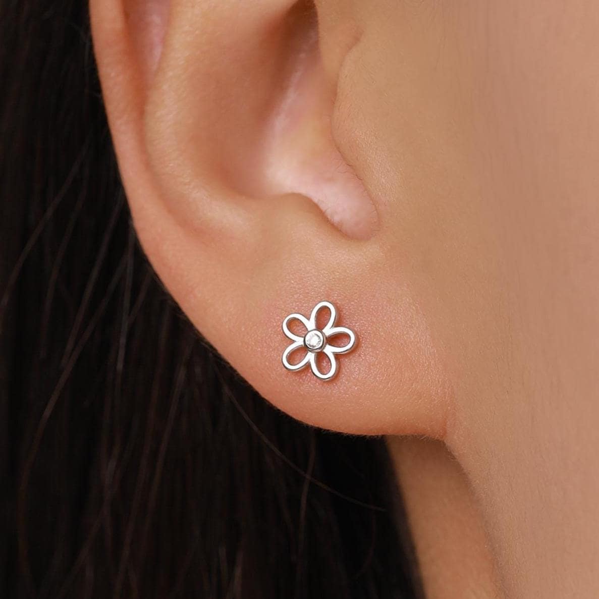 【新品未使用品】Floral Motif Short Earring Small Forget-me-not Flower Blossom Stud Earrings in Sterling