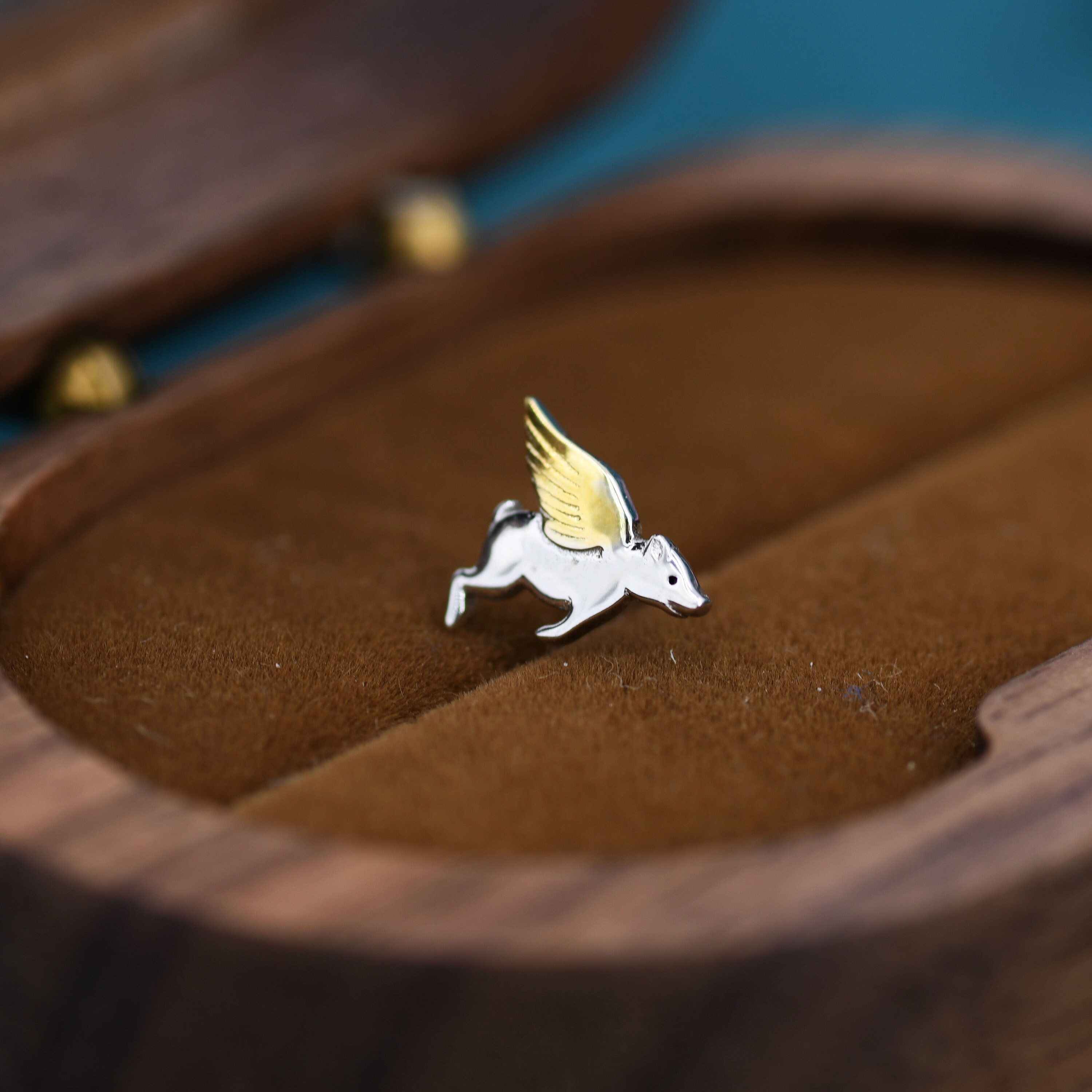 Orecchini A Perno In Argento Sterling 925 A Forma Di Maiale Volante | Gioiello Simpatico E Originale | Regalo Per Donne E Bambine | Confezione Regalo