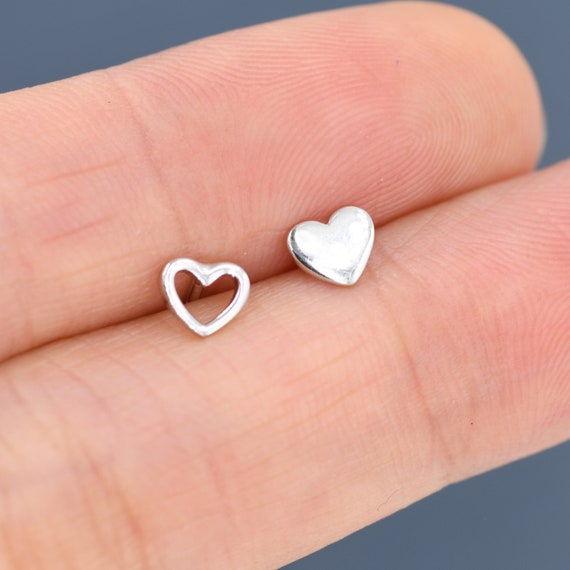 Orecchini A Perno In Argento 925 Con Ciondolo A Forma Di Cuore - 5 Mm, Triangolari - Con Chiusura A Farfalla E Gommini