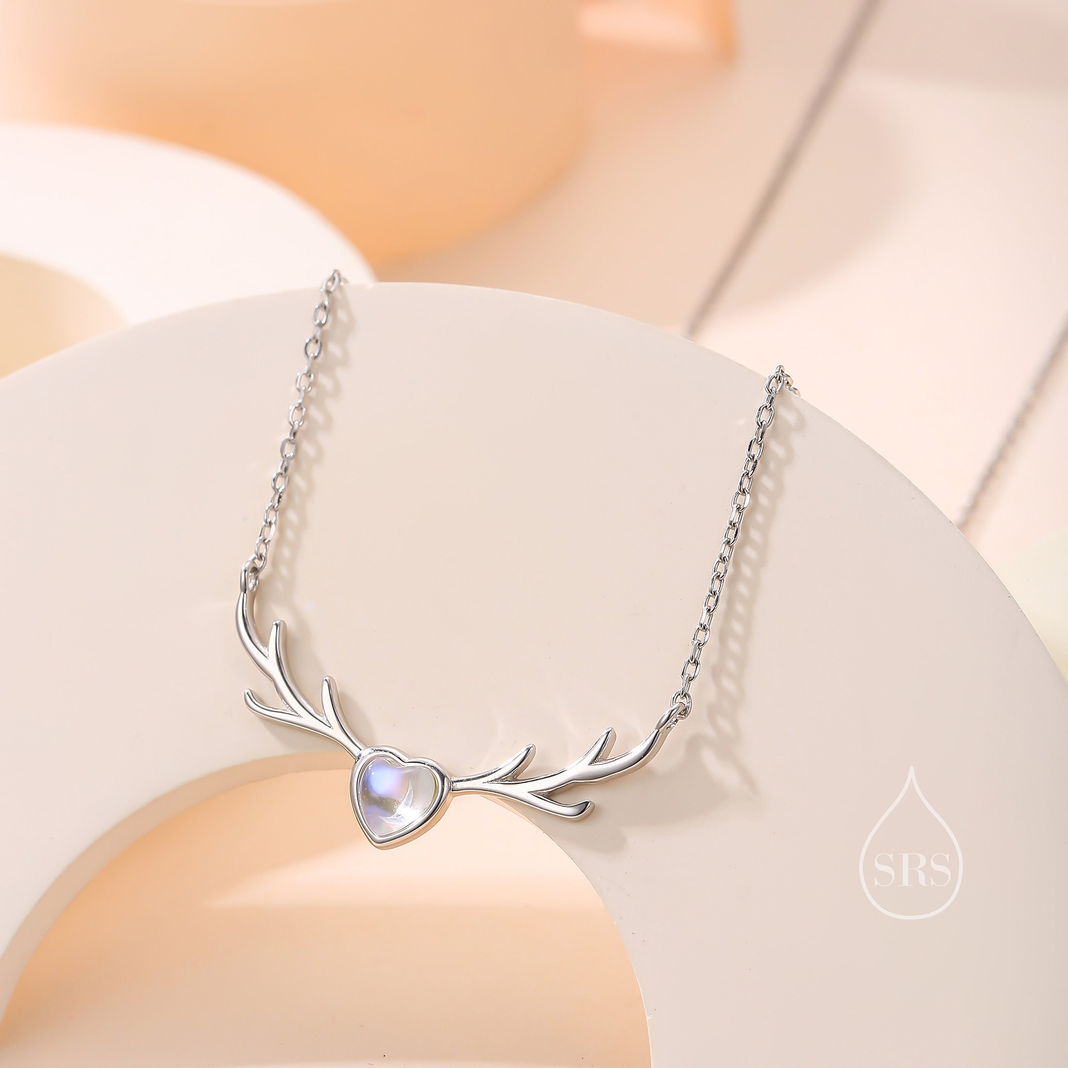 Collier cerf en argent sterling avec pierre de lune, collier tête de cerf en pierre de lune, argent ou or - Jolis bijoux originaux et amusants