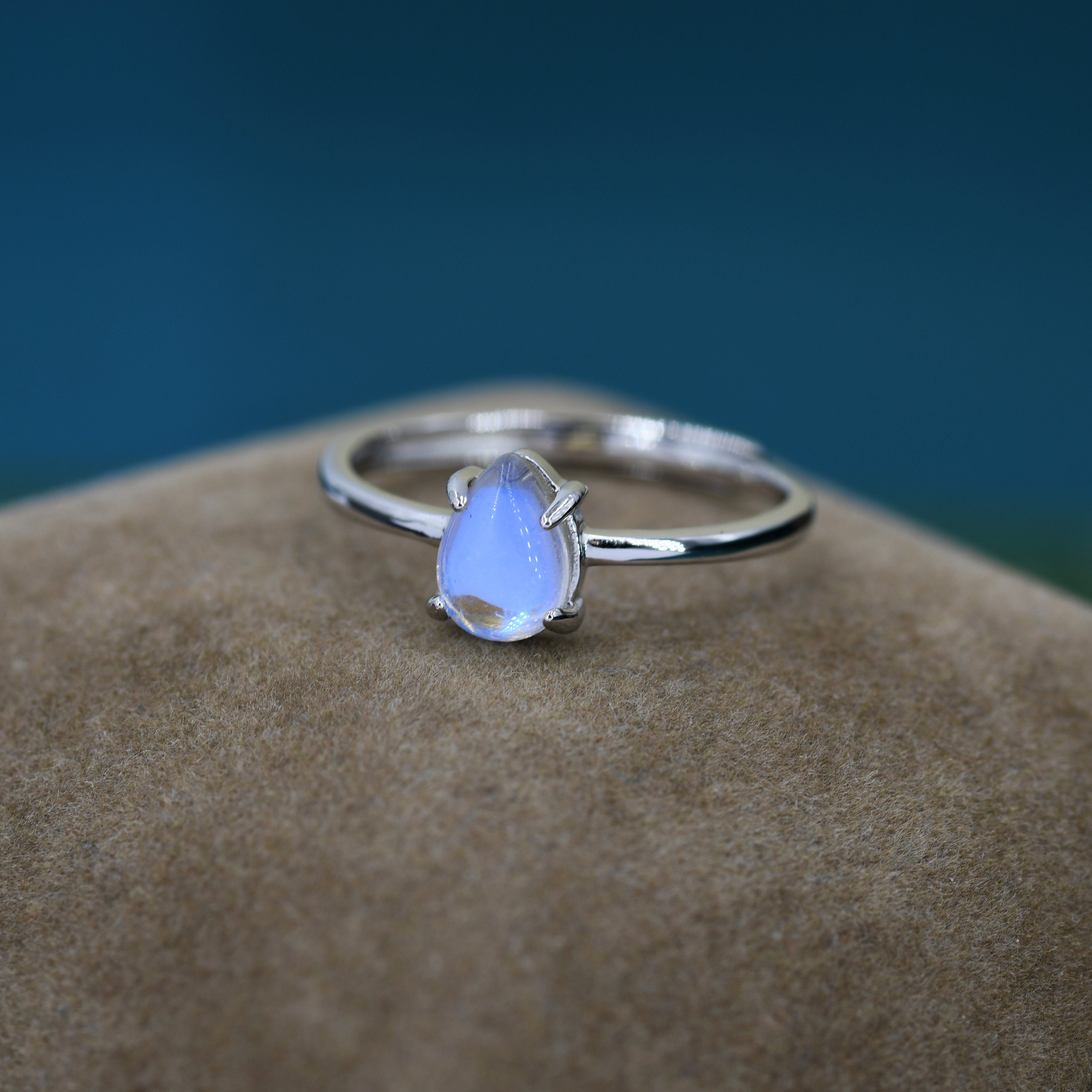 Catalog - Page15 | Live Auction - Modern Art, Silver \u0026 Jewelry - January  Day 1-21832 by Sarasota Estate Auction | Sarasota Estate Auction, image size:3000x3000